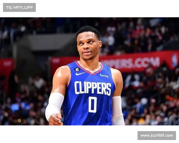 威少三双次数突破历史新高成就再创新纪录引领NBA历史伟大瞬间 威少三双次数突破历史新高成就再创新纪录引领NBA历史伟大瞬间